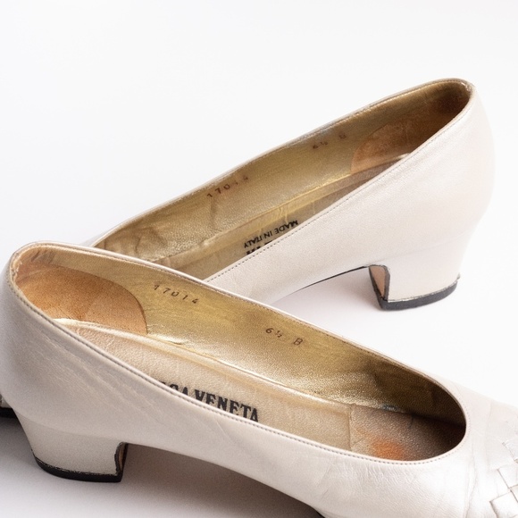 Vintage Bottega Veneta Metallic Intrecciato Pumps Size 6.5 B 80s Taupe as is - Picture 11 of 11